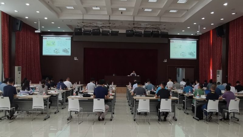 国家开放大学报名时间一般分为春季和秋季两个批次，具体时间如下：
