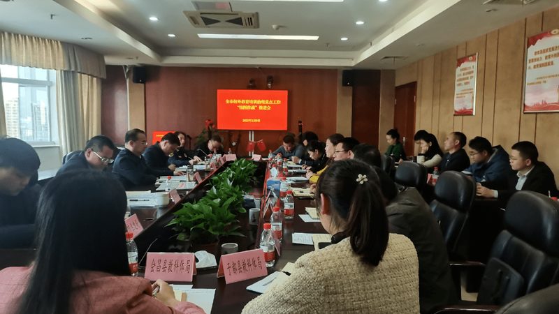 叉车实操考试场地尺寸要求解析：如何确保考试顺利进行